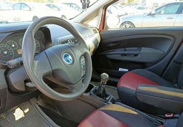 Fiat Punto Grande Punto Hatchback 5d 1.4 8v 77KM 2007 Fiat Grande Punto Fiat Grande Punto 1.4 Benzyna 77KM, zdjęcie 6