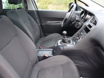 Peugeot 5008 I Minivan Facelifting 1.6 HDi 115KM 2014 Peugeot 5008 1.6 HDi, Salon Polska, Serwis ASO, zdjęcie 8