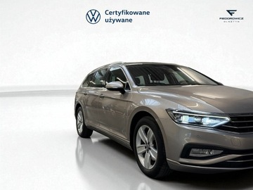 Volkswagen Passat B8 Variant 2.0 TDI BlueMotion SCR 190KM 2019 Volkswagen Passat Volkswagen Passat, zdjęcie 3