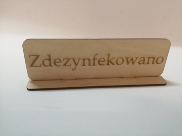 EKSPOZYTOR Zdezynfekowano dezynfekcja stojak