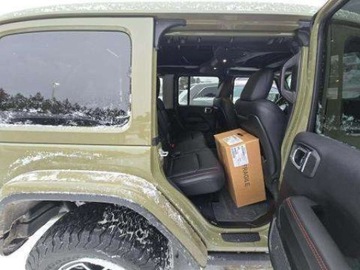 Jeep Wrangler IV 2025 Jeep Wrangler Rubicon Convertible 2025 3.6 Benzyna 285KM, zdjęcie 17