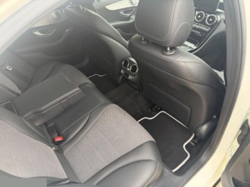 Mercedes Klasa C W205 Limuzyna 200 184KM 2017 Mercedes-Benz Klasa C 200 9G-TRONIC Exclusive 2.0 benzyna 184KM 2017r, zdjęcie 13