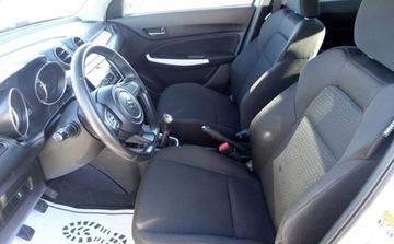 Suzuki Swift VI 2019 Suzuki Swift 1.2 90KM AllGrip 4x4 Biala perla Bezwypadkowy Niski przebieg, zdjęcie 9