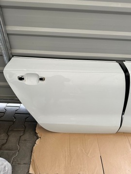 ДВЕРЬ ПЕРЕДНЯЯ ЗАДНЯЯ ПРАВАЯ AUDI A7 4G8 LS9R 10-19