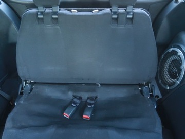 Mitsubishi Outlander II 2.4 MIVEC 170KM 2010 Mitsubishi Outlander 2.4 MIVEC, 4X4, 7 miejsc, zdjęcie 18