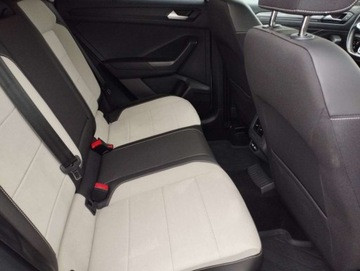 Volkswagen T-Roc I SUV Facelifting 1.5 TSI ACT 150KM 2022 Volkswagen T-Roc 1.5 TSI 150KM Style DSG Grzane FoteleVirtualAndroidSalon, zdjęcie 24