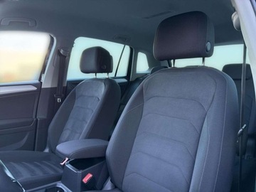 Volkswagen Tiguan II SUV 1.5 TSI EVO 150KM 2019 Volkswagen Tiguan Comfortline DSG ACC Reflektory LED Czujniki parkowania P, zdjęcie 11