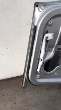 DVEŘE LEVÝ ZADNÍ 744 MERCEDES ML W163