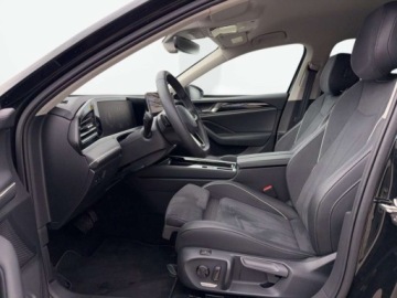 Volkswagen Passat B8 Variant Facelifting 2.0 TDI SCR 150KM 2024 Volkswagen Passat Variant 2.0 TDI Elegance, Matrix, Elegance, APP, ACC, Sa, zdjęcie 9