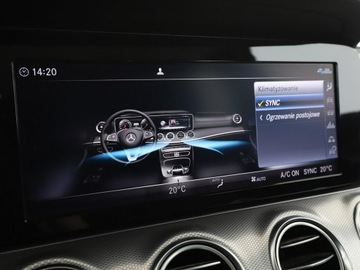 Mercedes Klasa E W213 Kombi 2.0 220d 194KM 2019 Mercedes E 220 FV23% Automat Navi Kamera cofania, zdjęcie 28