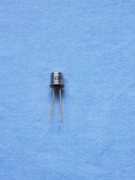 DIODA ZENERA C 15 V