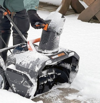 Снегоочиститель WORX WG471E 40 В 2x4 Ач аккумуляторный