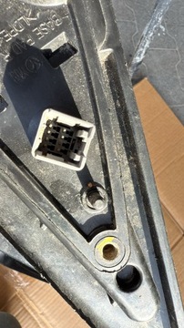 KIA VENGA 2011- ZRCÁTKO PRAVÉ 8 PIN