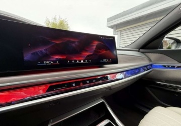 BMW Seria 7 G70 Sedan Plug-In 3.0 50e 489KM 2023 BMW Seria 7 BMW Seria 7 3.0 Hybryda Plug-in 489KM, zdjęcie 29