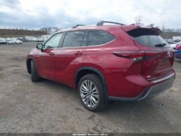 Toyota Highlander III 2024 Toyota Highlander Platinum, 2024r., 4x4, 2.4L 2.4 Benzyna 265KM, zdjęcie 3