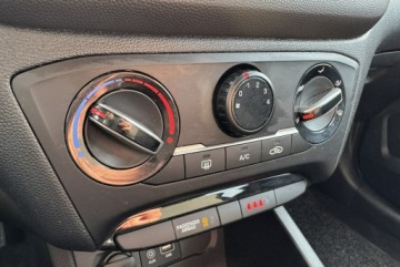 Hyundai i20 II 2017 Hyundai i20 Comfort 1.2 75KM 2017 Salon Polska, zdjęcie 15