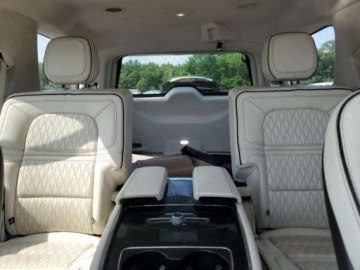 Lincoln Navigator III 2019 Lincoln Navigator 2019 Lincoln Navigator BLACK LABEL 3.5 Benzyna 450KM, zdjęcie 10