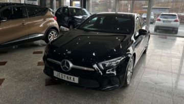 Mercedes Klasa A W177/V177 Hatchback 1.3 160 109KM 2018 Mercedes-Benz Klasa A Nowy model Kamera Navi Full Led MOZLIWA ZAMIANA 1.3, zdjęcie 1