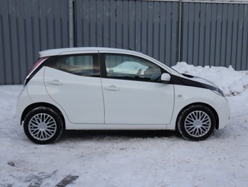 Toyota Aygo II Hatchback 5d 1.0 VVT-i 69KM 2017 Toyota Aygo 1.0 VVT-i, Salon Polska, Klima, zdjęcie 5