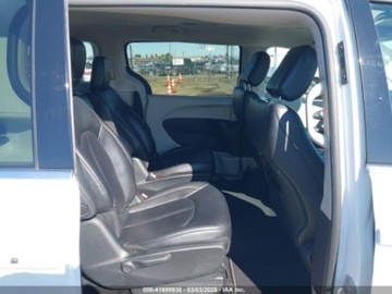 Chrysler Pacifica II 2023 Chrysler Pacifica 2023r., 3.6L 3.6 Hybryda 260KM, zdjęcie 9