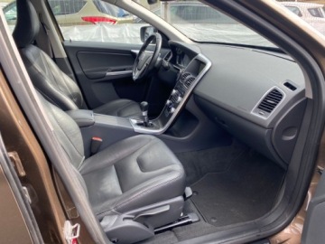 Volvo XC60 I SUV Facelifting 2.0 D3 DRIVE-E 150KM 2015 Volvo XC 60 LEDY SKORY PARKTRONIC NAWIGACJA KLIMATYZACJA HAK HOLOWNICZY, zdjęcie 7