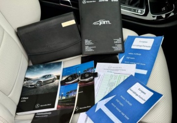 Mercedes Klasa C W205 Limuzyna 200 BlueTEC 136KM 2016 Mercedes-Benz Klasa C Avantgarde C200 136KM Full Led skory PDC Navi niski, zdjęcie 2