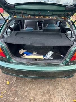 POLIČKA ZADNÍ NISSAN ALMERA N15 HATCHBACK 3D