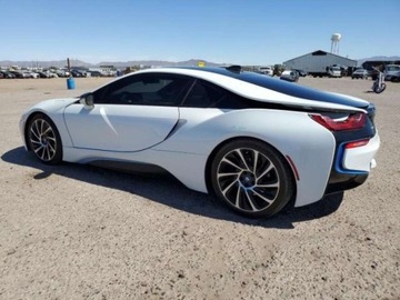 BMW i8 2014 BMW i8 2014, silnik hybrydowy 1.5, 44, od ubez..., zdjęcie 2