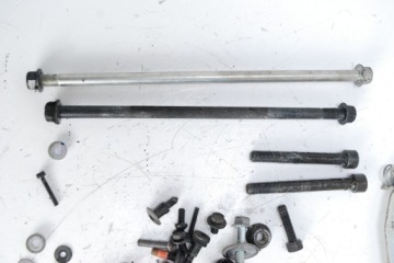 Болт наполнителя рамы YAMAHA FZ6 S2 Fazer