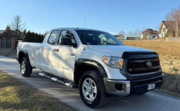 Toyota Tundra II 2014 Toyota Tundra Toyota Tundra 5.7 4x4 Double Cab Limited 5.7 Benzyna 381KM, zdjęcie 3