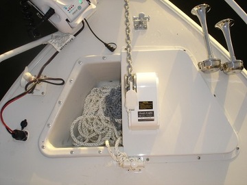 ЭЛЕКТРИЧЕСКАЯ ЛЕБЕДКА 12В АНКЕРНОЕ ОКНО / 300ВТ