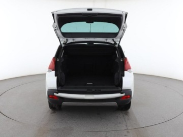 Peugeot 3008 I Crossover Facelifting 1.2 PureTech 130KM 2015 Peugeot 3008 1.2 Benzyna Allure Panorama Navi, zdjęcie 18