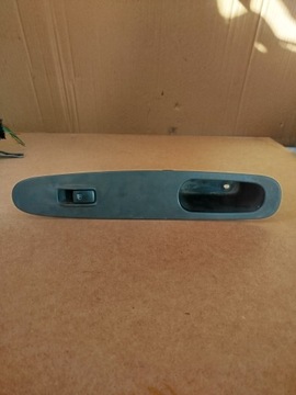 KIA RIO 1 I PANEL PŘEPÍNAČ SKEL PŘEDNÍ PRAVÝ ORIGINÁLNÍ