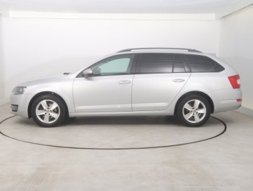 Skoda Octavia III Kombi 2.0 TDI 150KM 2016 Skoda Octavia 2.0 TDI, Salon Polska, Serwis ASO, zdjęcie 2