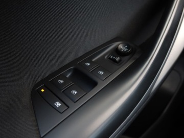 Opel Astra J GTC 1.6 CDTI Ecotec 110KM 2017 Opel Astra 1.6 CDTI, Salon Polska, Serwis ASO, zdjęcie 16