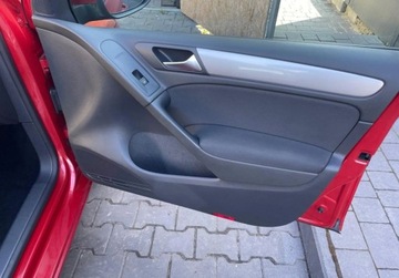 Volkswagen Golf VI Hatchback 5d 1.6 102KM 2010 Volkswagen Golf 1.6 mpi ,bezwypadek ,tuv do 2027r ,jeden wlasc,BORDO metal, zdjęcie 13