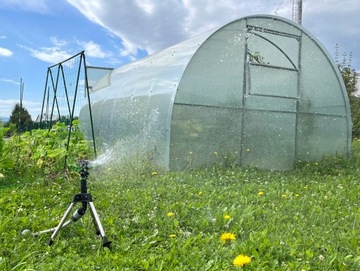 ИМПУЛЬСНЫЙ САДОВЫЙ ДОЖДЕВАТЕЛЬ НА ШТАТИВЕ, РЕГУЛИРУЕМЫЙ