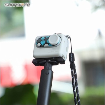Силиконовый чехол Sunnylife с ремешком для Insta360 GO 3 — белый