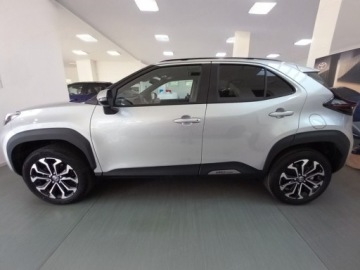 Toyota 2025 Od ręki - Style 1.5 Hybrid 130KM | Podgrzewane fotele!, zdjęcie 2