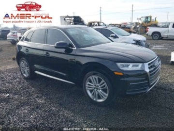 Audi Q5 II SUV 2.0 TFSI 252KM 2018 Audi Q5 Premium2.0t tech premium 2.0 Benzyna 252KM