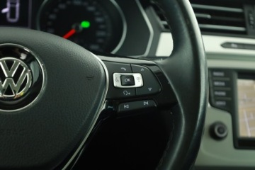 Volkswagen Passat B8 Variant 2.0 TDI 150KM 2014 VW Passat 2.0 TDI, Automat, Navi, Klima, zdjęcie 18
