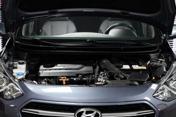 Hyundai i30 II Wagon Facelifting 1.6 CRDi 110KM 2016 Hyundai i30 1.6 CRDi Passion Automat Climatron..., zdjęcie 7