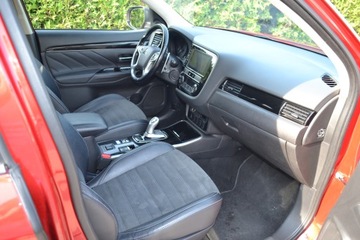 Mitsubishi Outlander III 2019 PHEV 2.4 4x4, zdjęcie 37