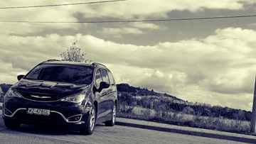 Chrysler Pacifica II 2018 Doinwestowana Pacyfika. nowe Lpg , stan idealny