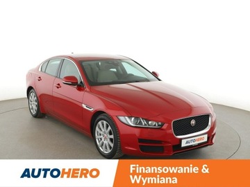 Jaguar XE Sedan 2.0 i4 180KM 2015 Jaguar XE 20d Pure Automat Klimatronik Nawigacja, zdjęcie 9