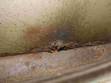 VÍKO KUFRU ZADNÍ KUFRU MERCEDES VITO W638 BÍLÝ