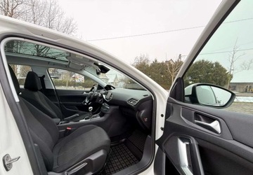 Peugeot 2014 Peugeot 308 Peugeot 308 PureTech 130 GPF Stop amp Start Allure Pack 1.2, zdjęcie 23