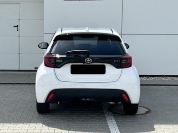 Toyota Yaris IV Hatchback Facelifting 1.5 Hybrid Dynamic Force 116KM 2025 Style 1.5 hybrid 116KM | Podgrzewane fotele!, zdjęcie 4