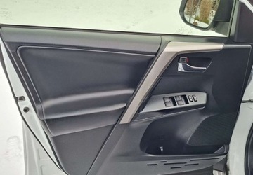 Toyota RAV4 IV MPV Facelifting 2.5 Hybrid 197KM 2018 Toyota RAV4 Toyota RAV4 2.5 Hybryda 197KM, zdjęcie 23