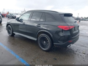 Mercedes GLC C254/X254 2023 Mercedes-Benz GLC 300 4matic, 2023r., 4x4, 2.0L 2.0 Hybryda 255KM, zdjęcie 2